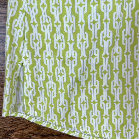 Foxcroft Button Down Size 8 - Picture 5 of 5